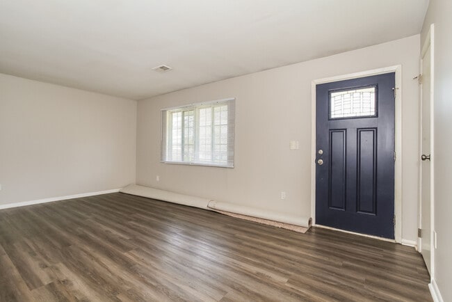 Foto del edificio - 3962 Woodsong Dr