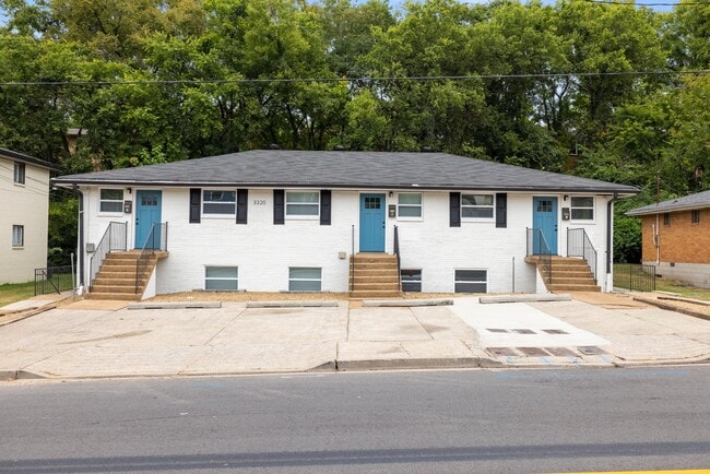 Building Photo - 3320 Clifton Ave