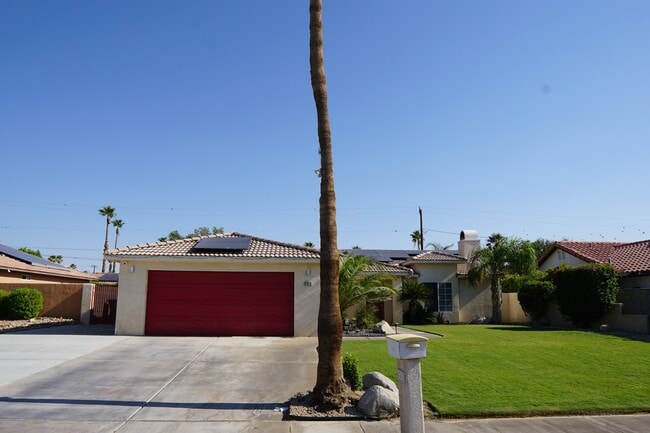 Building Photo - 67670 Ovante Rd
