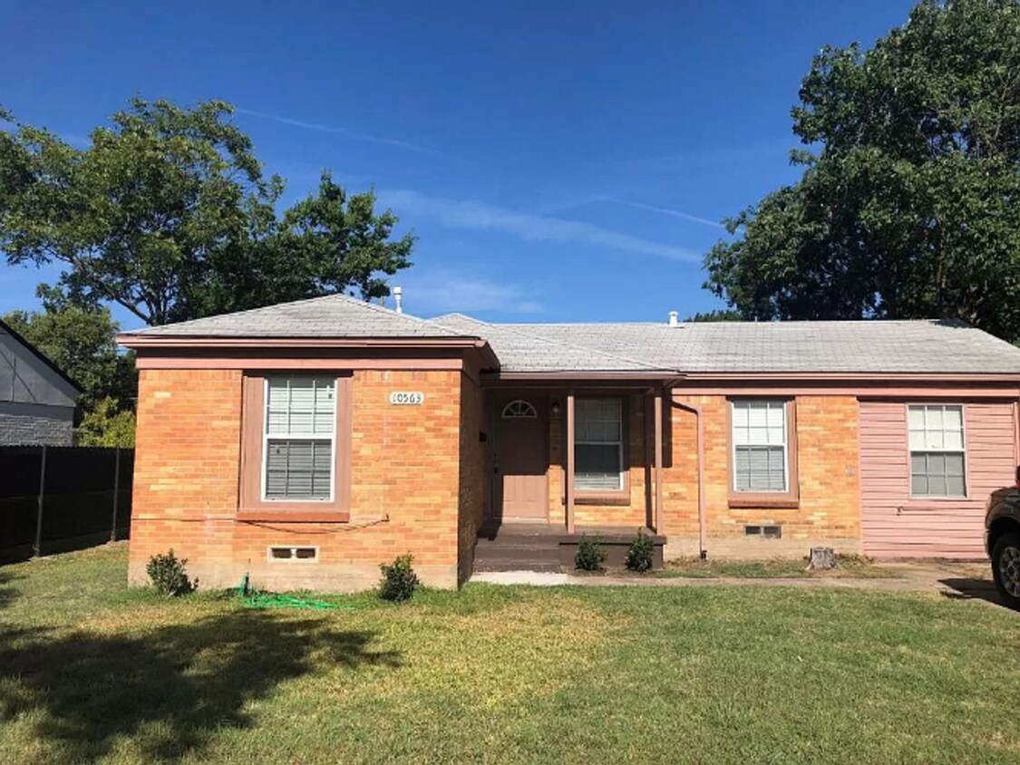 Primary Photo - 10563 Dawn Dr