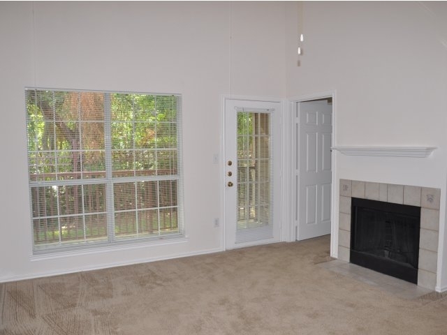 Living Area - Sandstone At Bear Creek