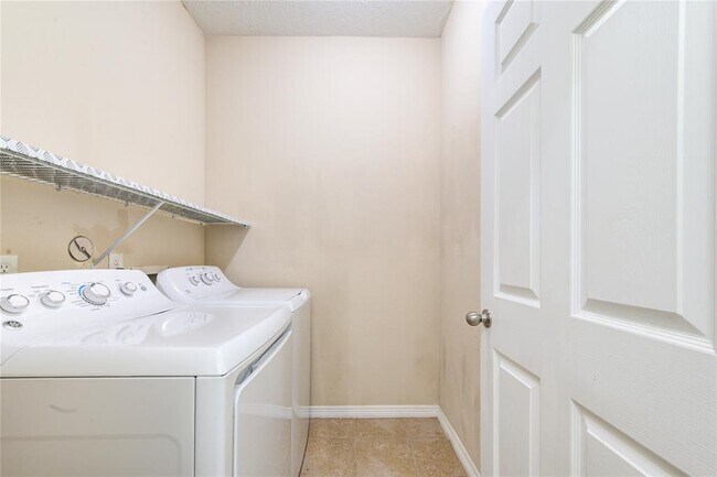 Foto del edificio - 20909 Sunrise Pine View Ln