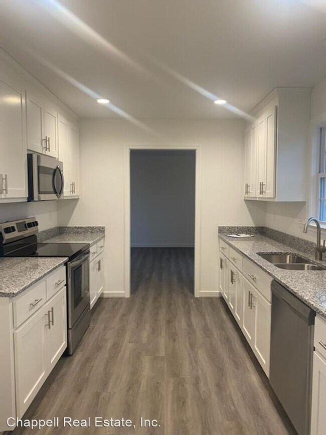 Building Photo - 3 br, 2 bath House - 984 Briarcliff Drive