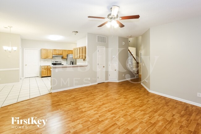 Foto del edificio - 7115 Scuppernong Ct