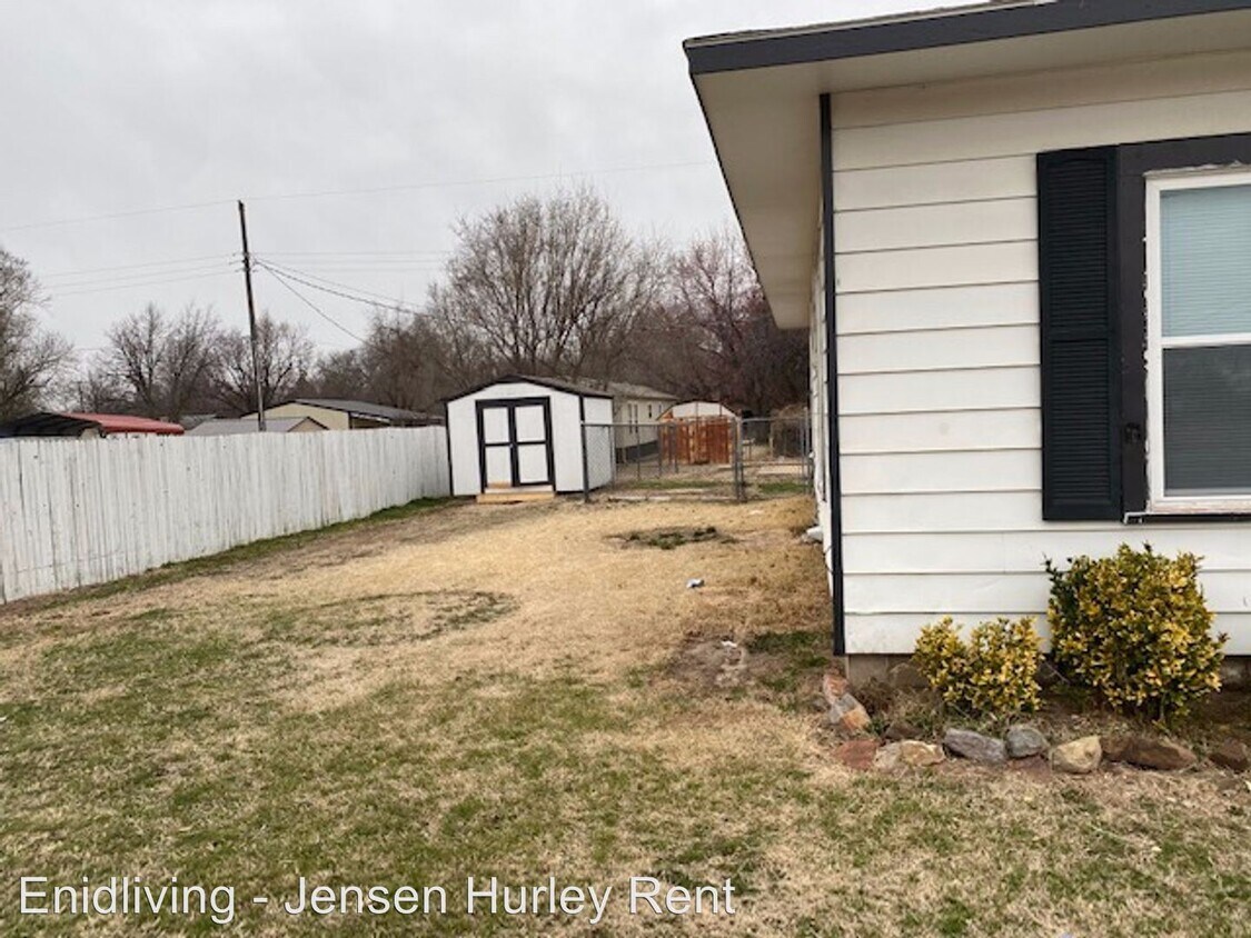 Primary Photo - 3 br, 1 bath House - 2928 N Washington