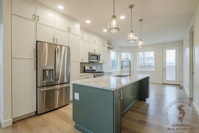 Foto del edificio - 915 Caledonia Ct