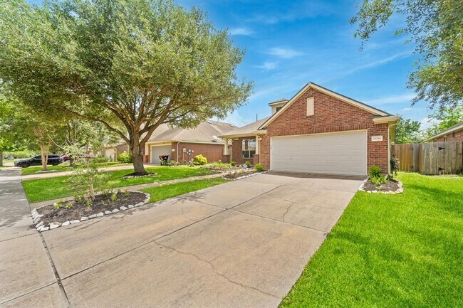 Foto del edificio - 23219 Dewflower Dr