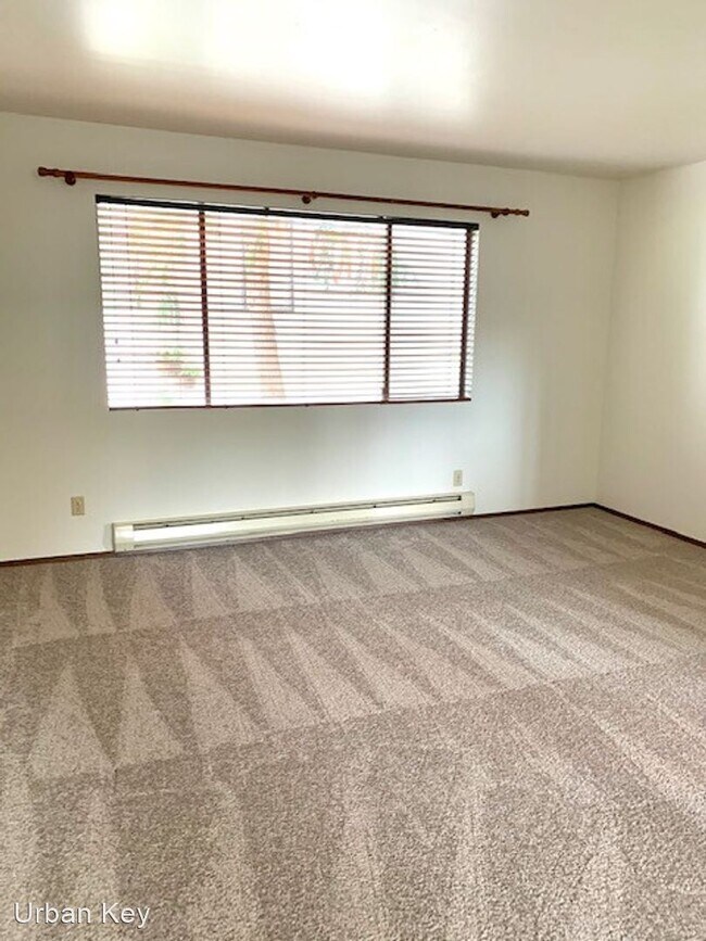 Foto del edificio - 5925 Fauntleroy Way SW