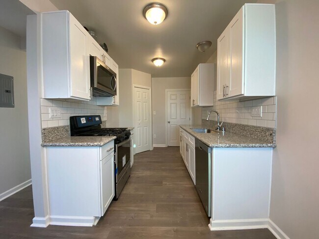 Foto del edificio - 607 S Fir Ave