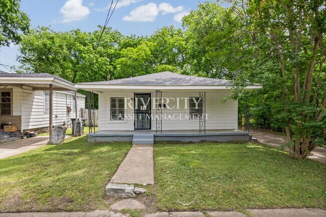 Foto del edificio - A MUST SEE IN 38108 !!!! SECTION 8 WELCOMED !!!!!! GIVE US A CALL !!!!!