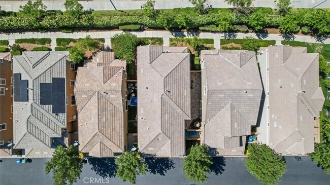 Foto del edificio - 2658 Greenwood Ct