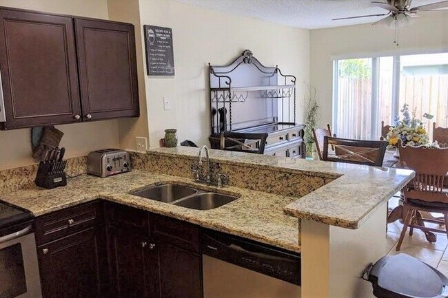 Building Photo - 11815 Branch Mooring Dr Tampa FL 33635