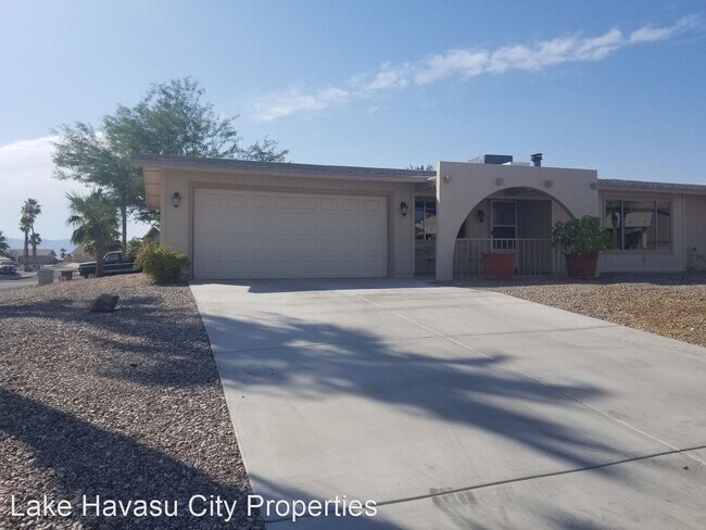 Building Photo - 3 br, 2 bath House - 197 Greentree Dr