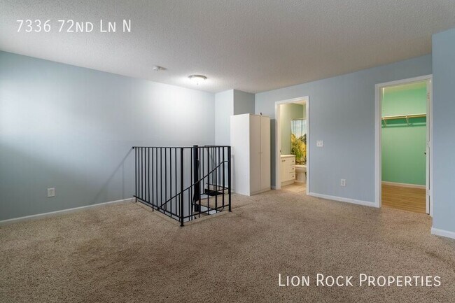 Foto del edificio - 7336 72nd Ln N