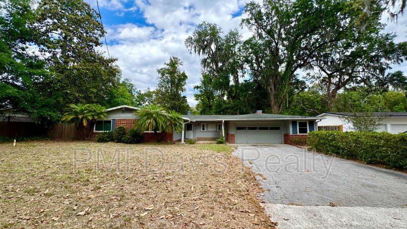 Primary Photo - 2543 Holly Point Rd W