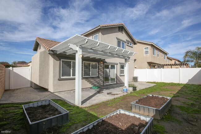 Building Photo - 3 br, 3.5 bath House - 551 Corte San Marino