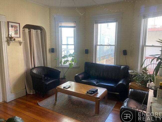 Building Photo - 2 Imrie Rd