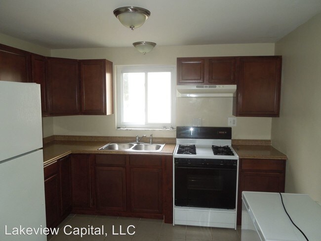 Building Photo - 146 Ritzland Rd