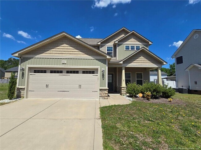 Building Photo - 1735 Cherrypoint Dr