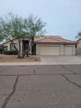 Building Photo - 5034 E Barwick Dr