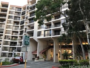 Building Photo - 3138 Waialae Ave
