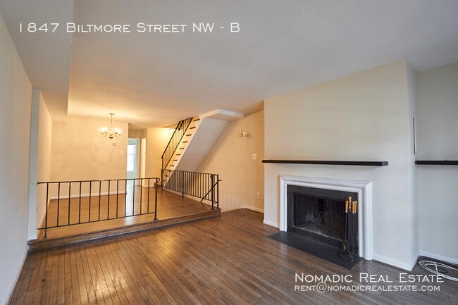 Building Photo - 1847 Biltmore St NW