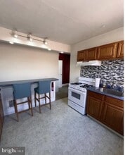 Building Photo - 304 E Front St