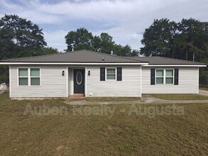 Building Photo - 4213 Cap Chat St