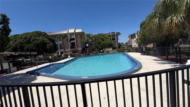 Foto del edificio - 3901 SW 109th Ave