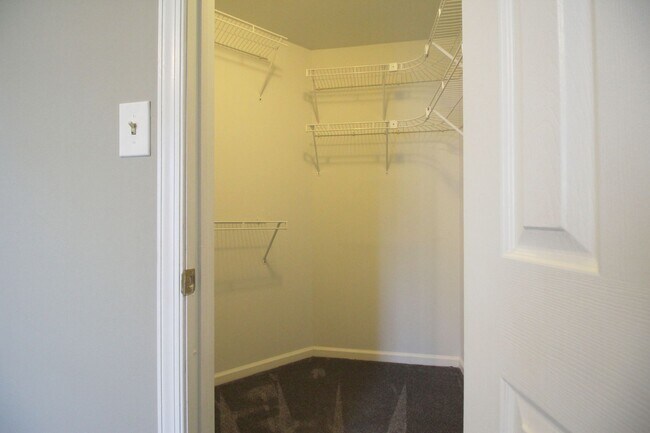 Foto del edificio - 2/2.5 Bath Condo in Sterling!