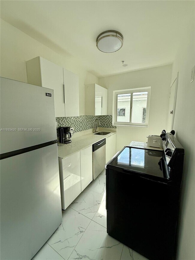 Foto del edificio - 1538 Jefferson Ave