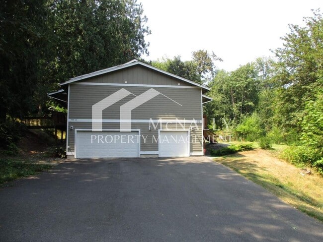Building Photo - 7720 Artondale Dr NW