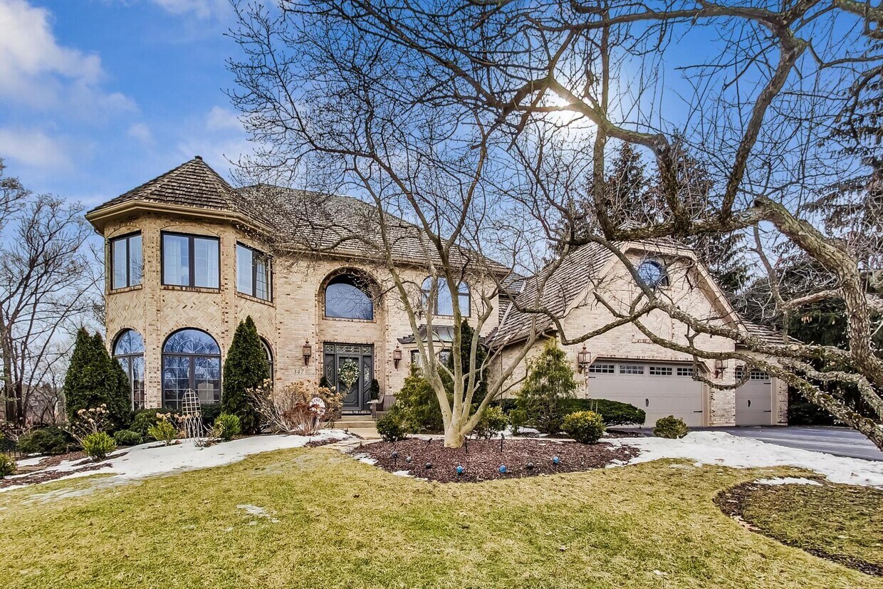 Primary Photo - 347 Willowood Ln