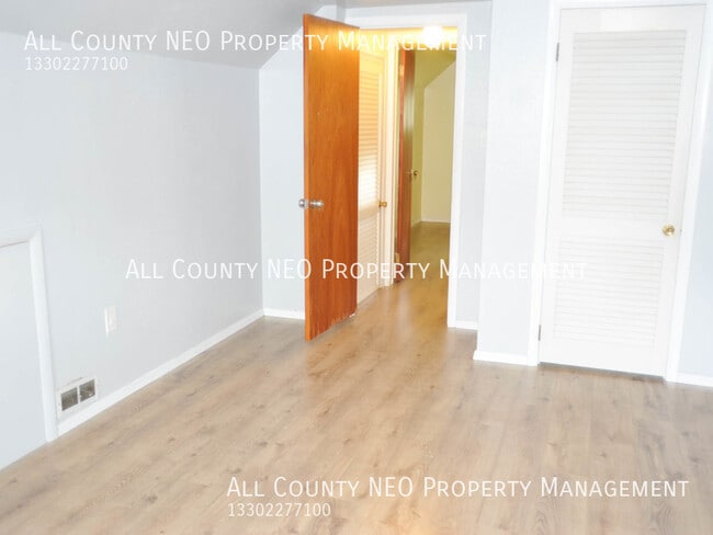 Building Photo - 2360 Giffels Dr