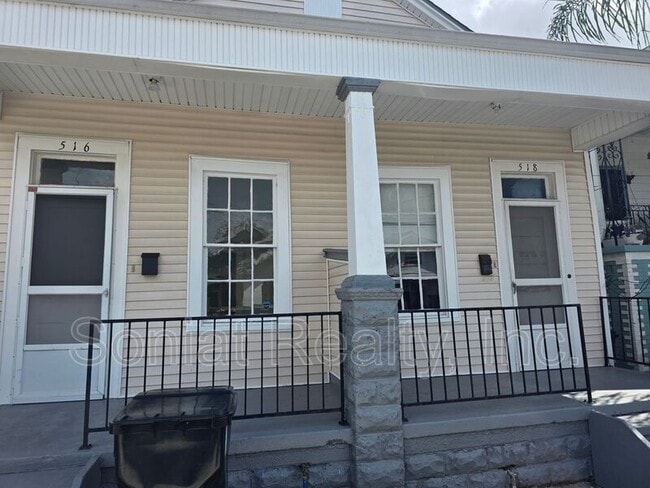 Photo - 516 S Genois St Apartment