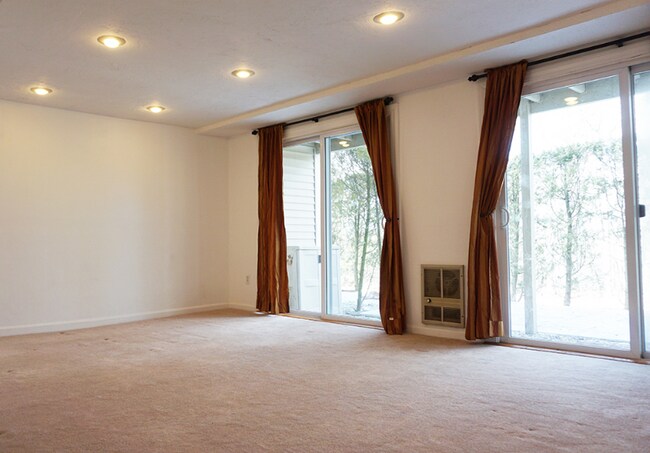 Foto del edificio - 15 Lordvale Blvd