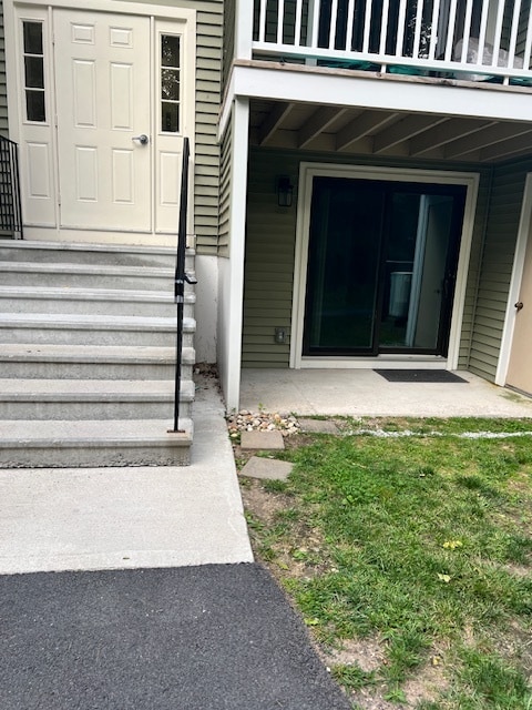 Building Photo - 4 Bridgeview Cir