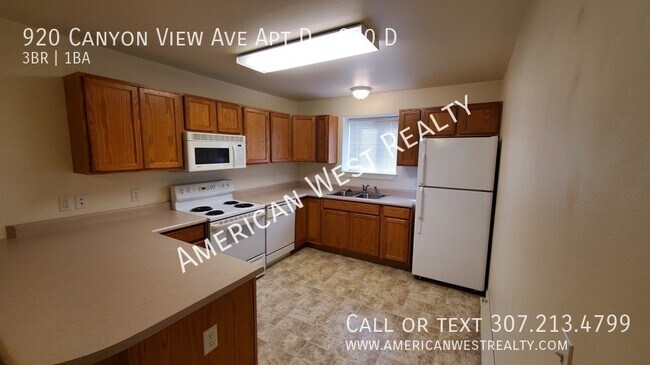 Foto del edificio - 920 Canyon View Ave