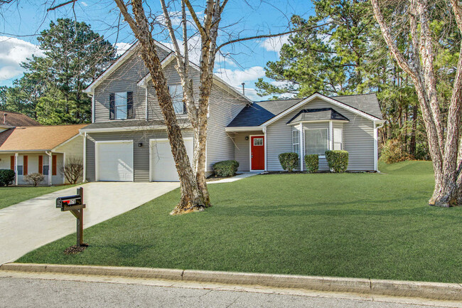 Building Photo - 2876 Oakvale Falls Dr