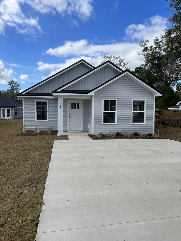 12 Oneida St, Crawfordville, FL 32327 House Rental in Crawfordville