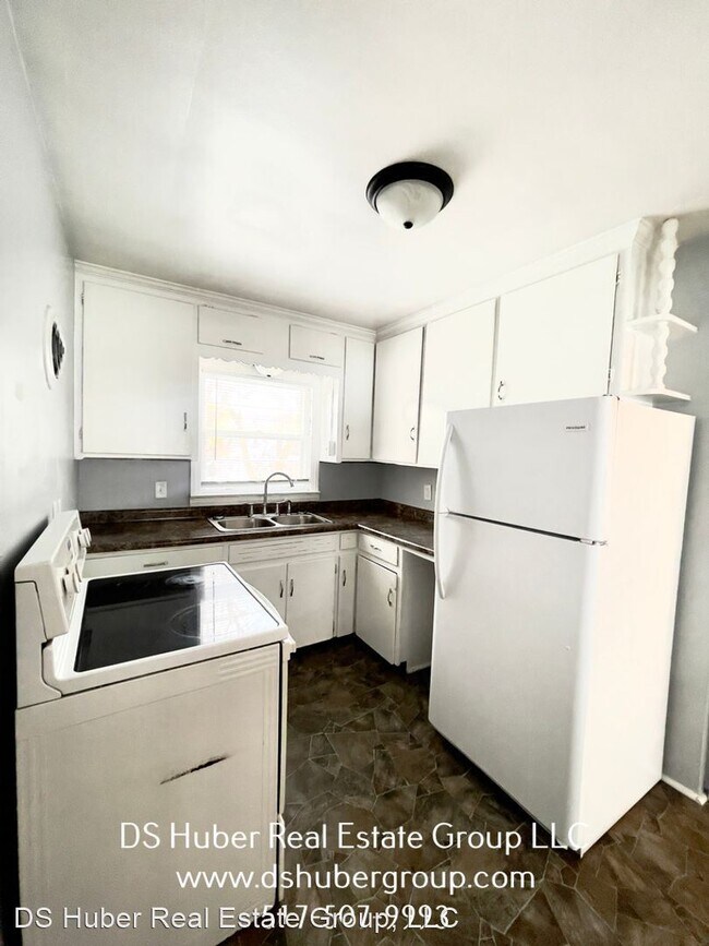 Foto del edificio - 2 br, 1 bath House - 1510 Lansing Ave