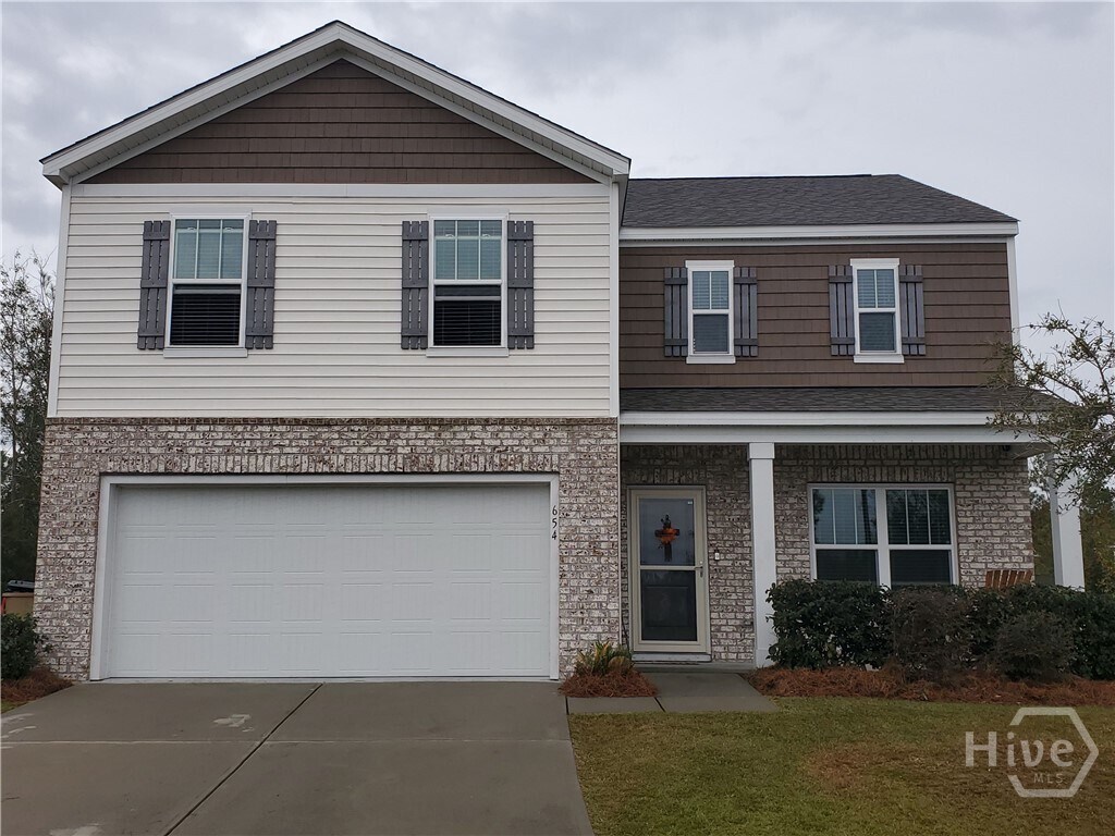 Foto principal - 654 Hogan Dr