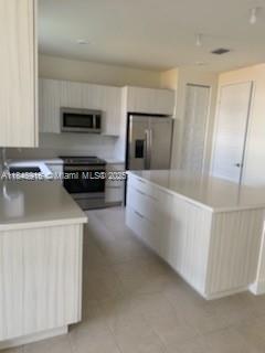Foto del edificio - 8109 NW 105th Ave