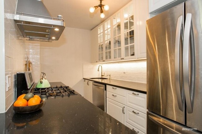 Building Photo - 1 bedroom in Brooklyn NY 11218