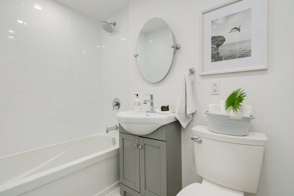 Photo du bâtiment - 2707 Yonge St