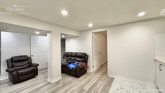 Building Photo - 47 Wildlark Dr