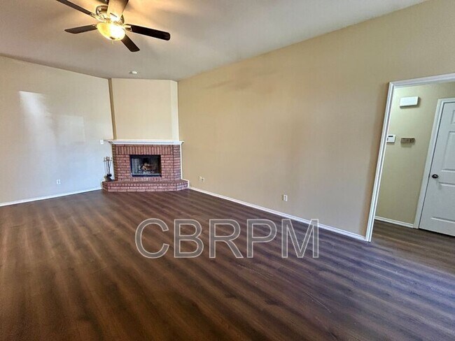 Foto del edificio - 6717 89th St