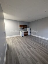 Building Photo - 1551 Bryden Rd