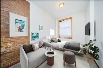 Building Photo - Just Listed Charming Studio in the heart of Hell’s Kitchen