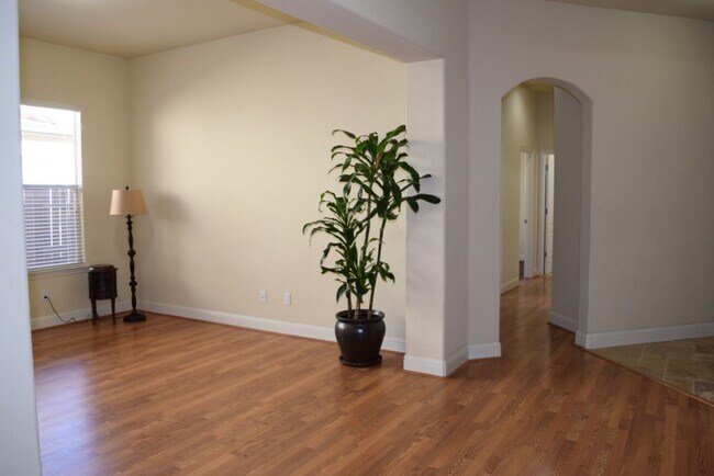 Foto del edificio - 2768 Westview Dr